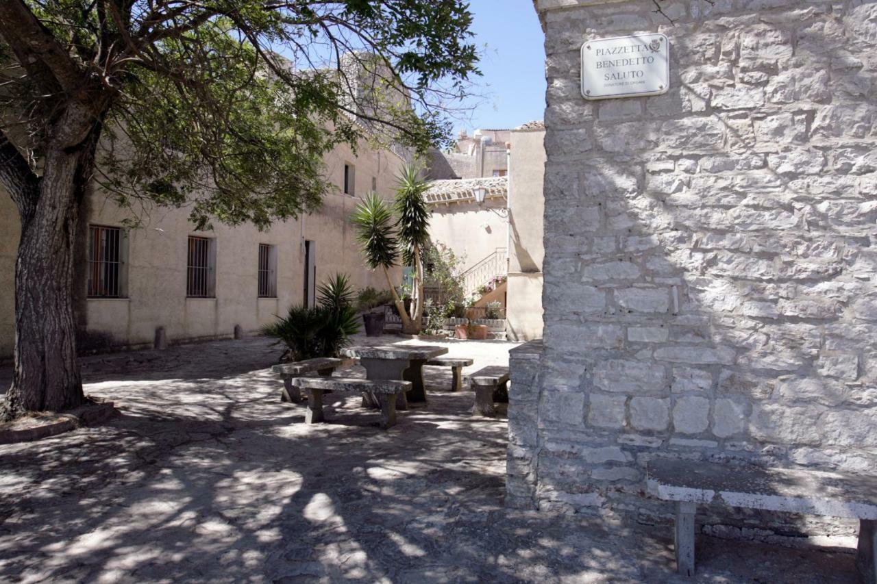 Le Chiavi - Rooms Erice Exterior foto